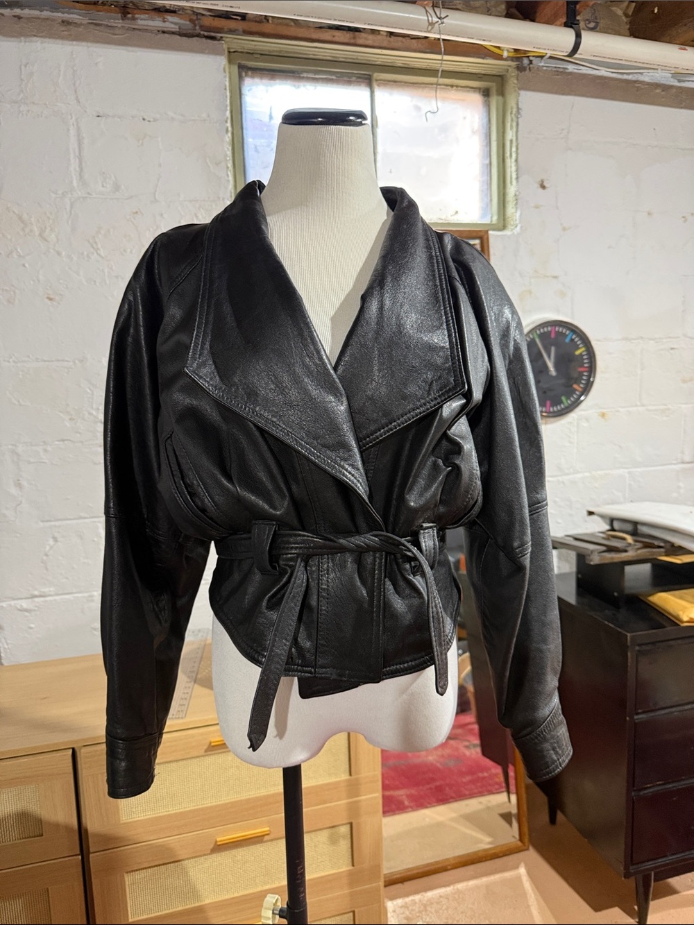 Vintage 80s Women’s Black Leather Belted Jacket size S